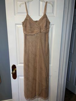 Spiegel Gold Size 10 Floor Length Straight Dress on Queenly