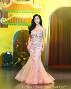 Jovani Nude Size 00 Prom Floor Length Mermaid Dress on Queenly