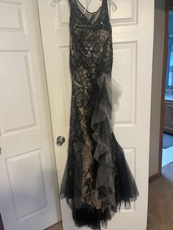 Montage by Mon Cheri Black Tie Size 10 Ball gown on Queenly