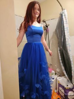 Blue Size 7 Ball gown on Queenly