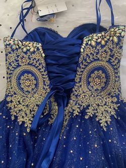 Clarisse Blue Size 6 Corset Sweetheart Pattern Strapless Ball gown on Queenly