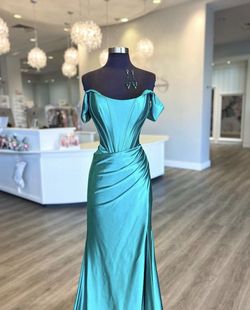 Sherri Hill Green Size 6 Floor Length Side slit Dress on Queenly