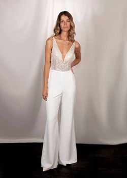Studio Serravalle White Size 4 Bachelorette Floor Length Tall Height Jumpsuit Dress on Queenly