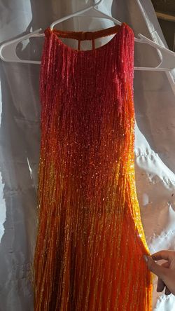 Ashley Lauren Multicolor Size 2 Floor Length Euphoria Cocktail Dress on Queenly