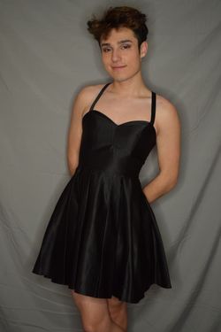Windsor Black Size 4 Homecoming Nightclub Free Shipping A-line Dress on Queenly