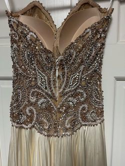 Sherri Hill Nude Size 4 Pageant Beaded Top Prom Jewelled Side slit Dress on Queenly