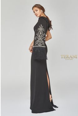 Terani Couture Black Size 8 Straight Dress on Queenly