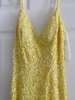 Sherri Hill Yellow Size 4 Floor Length Pageant Side slit Dress on Queenly