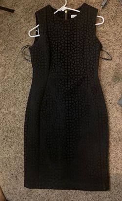 Calvin Klein Black Size 4 Euphoria Midi Cocktail Dress on Queenly