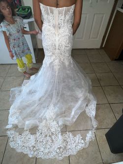 Bella bloom White Size 6 Wedding Floor Length Mermaid Dress on Queenly