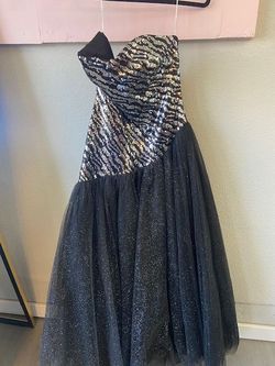 Alyce Designs  Black Size 10 Floor Length Sequin Ball gown on Queenly