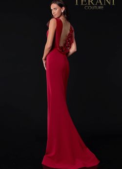 Style 2111E4752 Terani Couture Red Size 4 Tall Height Straight Dress on Queenly