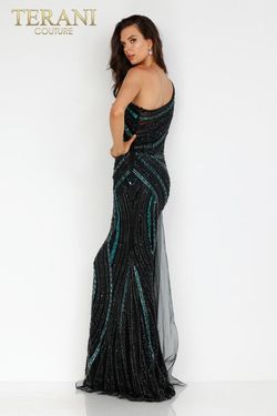 Style 231GL0390 Terani Couture Black Size 18 Straight Dress on Queenly