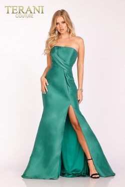 Style 231P0108 Terani Couture Green Size 18 Floor Length Side slit Dress on Queenly