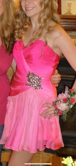 Sherri Hill Pink Size 4 50 Off Summer Homecoming Cocktail Dress on Queenly
