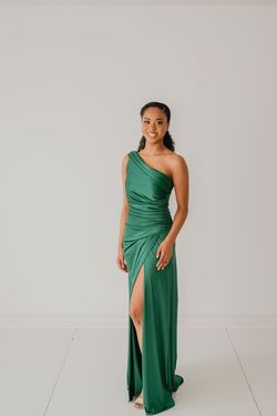Style CD602 Coya Green Size 8 Floor Length Pageant Side slit Dress on Queenly