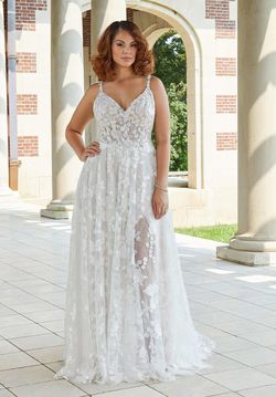 Style 3352 Morilee White Size 24 Embroidery Floor Length Plus Size Floral A-line Dress on Queenly