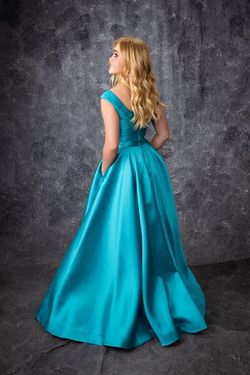 Style 722M Madison James 22 Blue Size 20 Silk Cap Sleeve Ball gown on Queenly