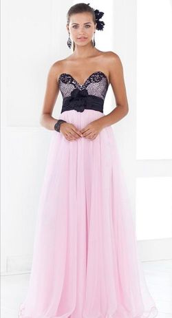 Pink Size 0 A-line Dress on Queenly