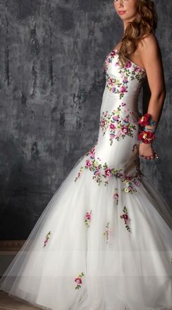 Mori Lee White Size 6 Floor Length Prom Military Mermaid Dress on Queenly