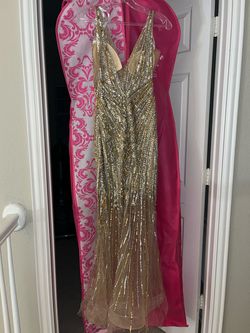 Jovani Gold Size 2 Floor Length Straight Dress on Queenly