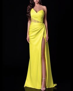 Style 4020 terrain Yellow Size 0 Black Tie Corset Side slit Dress on Queenly