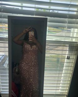 Portia and Scarlett Rose Gold Size 10 Shiny Prom Train Dress on Queenly