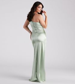 Style 05002-6840 Windsor Green Size 0 Floor Length Sheer Side slit Dress on Queenly