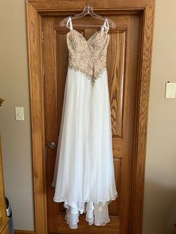 Mac Duggal White Size 2 A-line Dress on Queenly