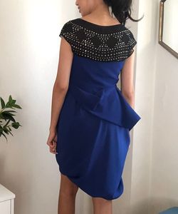 BCBG Royal Blue Size 4 Interview Appearance Midi Cocktail Dress on Queenly