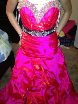Pink Size 00 Ball gown on Queenly