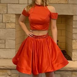 Morille Red Size 2 Two Piece Cocktail Dress on Queenly