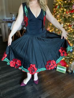 Dora Herbst Black Size 4 Floor Length Sequin A-line Dress on Queenly