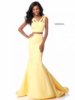 Style 51918 Sherri Hill Yellow Size 6 Floor Length Tall Height Mermaid Dress on Queenly
