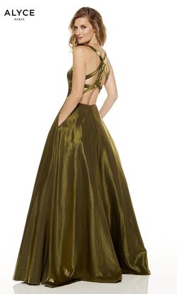 Style 1522 Alyce Paris Gold Size 4 Black Tie Tall Height Silk Ball gown on Queenly