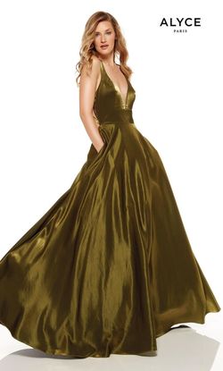 Style 1522 Alyce Paris Gold Size 4 Satin Floor Length Ball gown on Queenly
