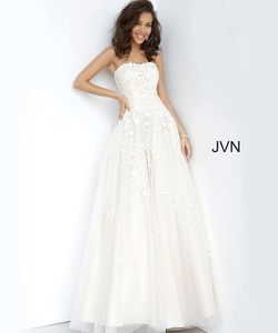 Style JVN1831 Jovani White Size 0 Pageant Floor Length Cotillion Wedding Prom Ball gown on Queenly