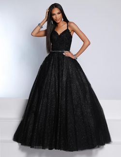 Style 20107 2Cute Prom Black Size 0 Pageant Prom Floor Length Ball gown on Queenly