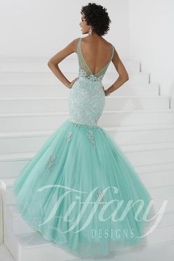 Style 16072 Tiffany Designs Green Size 14 Shiny Lace Tulle Train Mermaid Dress on Queenly
