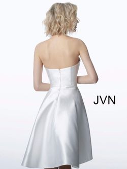 Style JVN4362 Jovani White Size 6 Bachelorette Homecoming Tall Height Cocktail Dress on Queenly