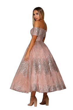 Style PS6365 Portia and Scarlett Pink Size 4 Prom Tall Height Cocktail Dress on Queenly