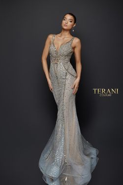 Style 1921GL0621 Terani Couture Silver Size 14 Black Tie Floor Length Tall Height Straight Dress on Queenly