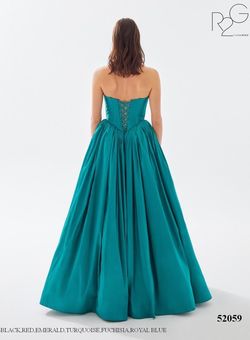 Style 52059 Tarik Ediz Green Size 10 Pageant Tall Height Ball gown on Queenly