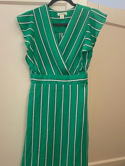 Monteau Green Size 8 Midi Cocktail Dress on Queenly