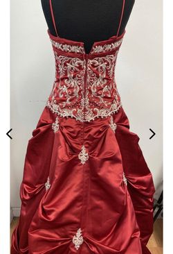 Designer Sample Red Size 4 Floor Length Ball gown on Queenly
