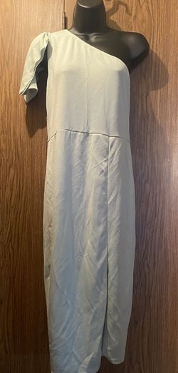 Pretty Little Thing Green Size 12 Nightclub Floor Length Plus Size Straight Dress on Queenly