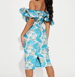 Fashion Nova Blue Size 4 Midi Homecoming Cocktail Dress on Queenly