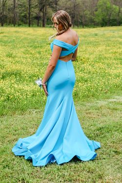 Ashley Lauren Blue Size 6 Floor Length Jersey Mermaid Dress on Queenly
