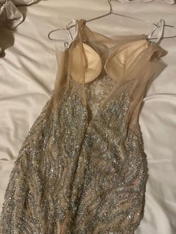 Jovani Nude Size 2 50 Off Tall Height Straight Dress on Queenly
