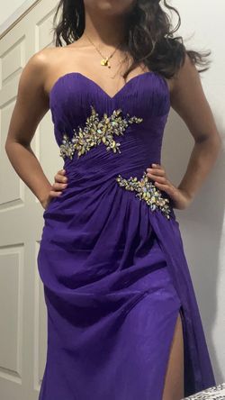 Purple Size 00 Side slit Dress on Queenly